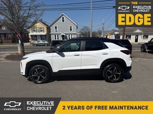 Used 2023 Chevrolet TrailBlazer RS w/ Convenience Package AWD/4WD image 1