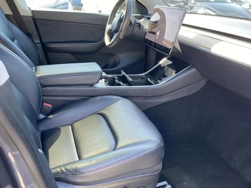Used 2020 Tesla Model Y Long Range AWD/4WD image 6