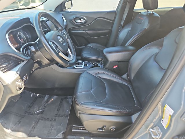 Used 2014 Jeep Cherokee Trailhawk w/ Leather Interior Group AWD/4WD image 15