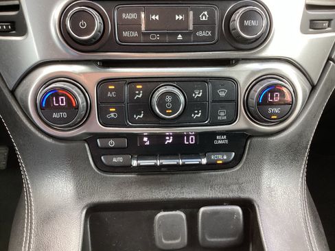 Used 2020 Chevrolet Tahoe LS RWD image 19