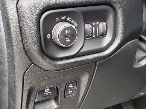 Used 2022 RAM 1500 Laramie image 10