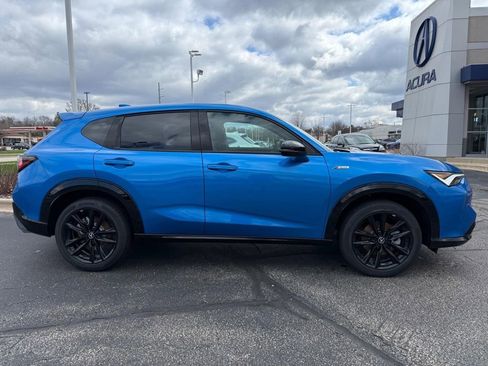 New 2026 Acura ADX A-Spec image 2