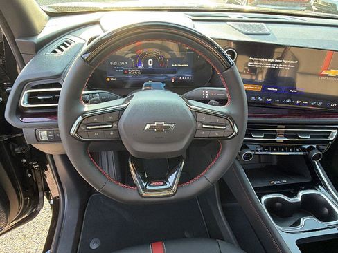 New 2026 Chevrolet Traverse RS FWD image 21