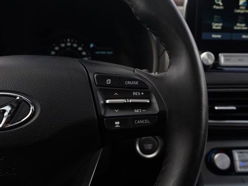 Used 2021 Hyundai Kona Ultimate FWD image 31