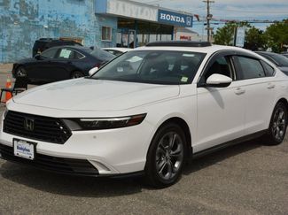 Used 2025 Honda Accord EX-L video 1
