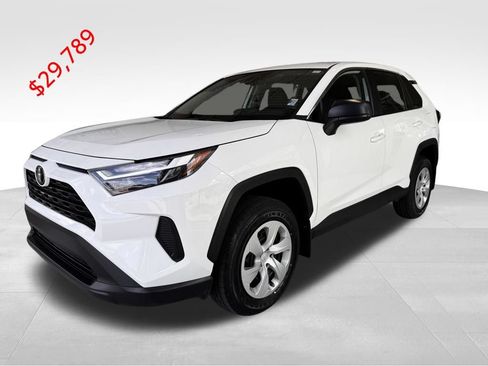 Certified 2024 Toyota RAV4 LE AWD/4WD image 4