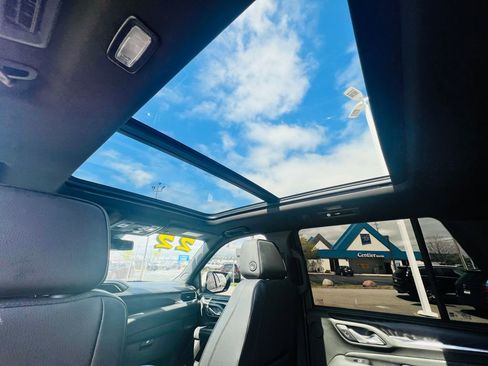 Used 2022 GMC Yukon Denali AWD/4WD image 41