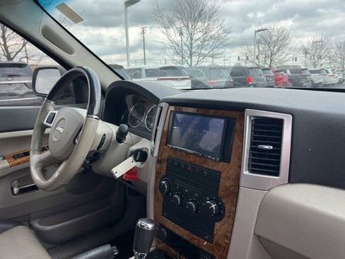 Used 2008 Jeep Grand Cherokee Limited image 34