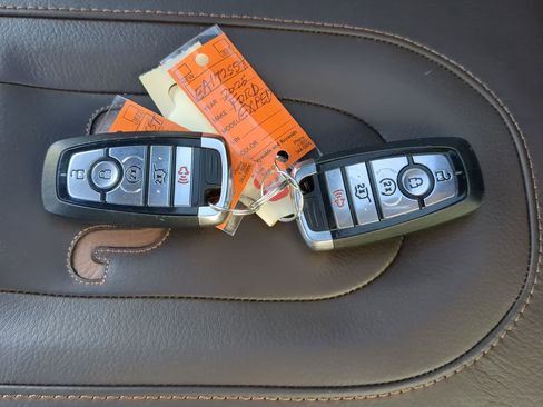 Certified 2025 Ford Expedition Max King Ranch image 28