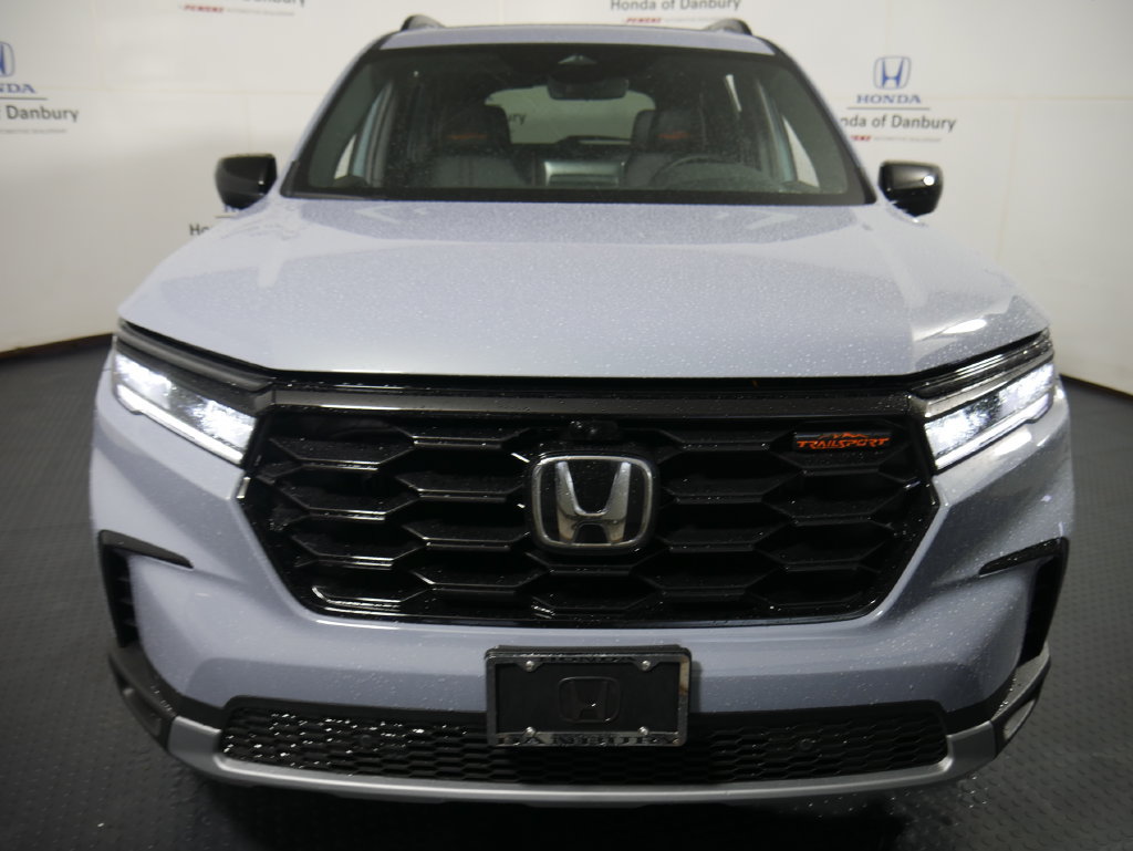 New 2026 Honda Pilot TrailSport image 2