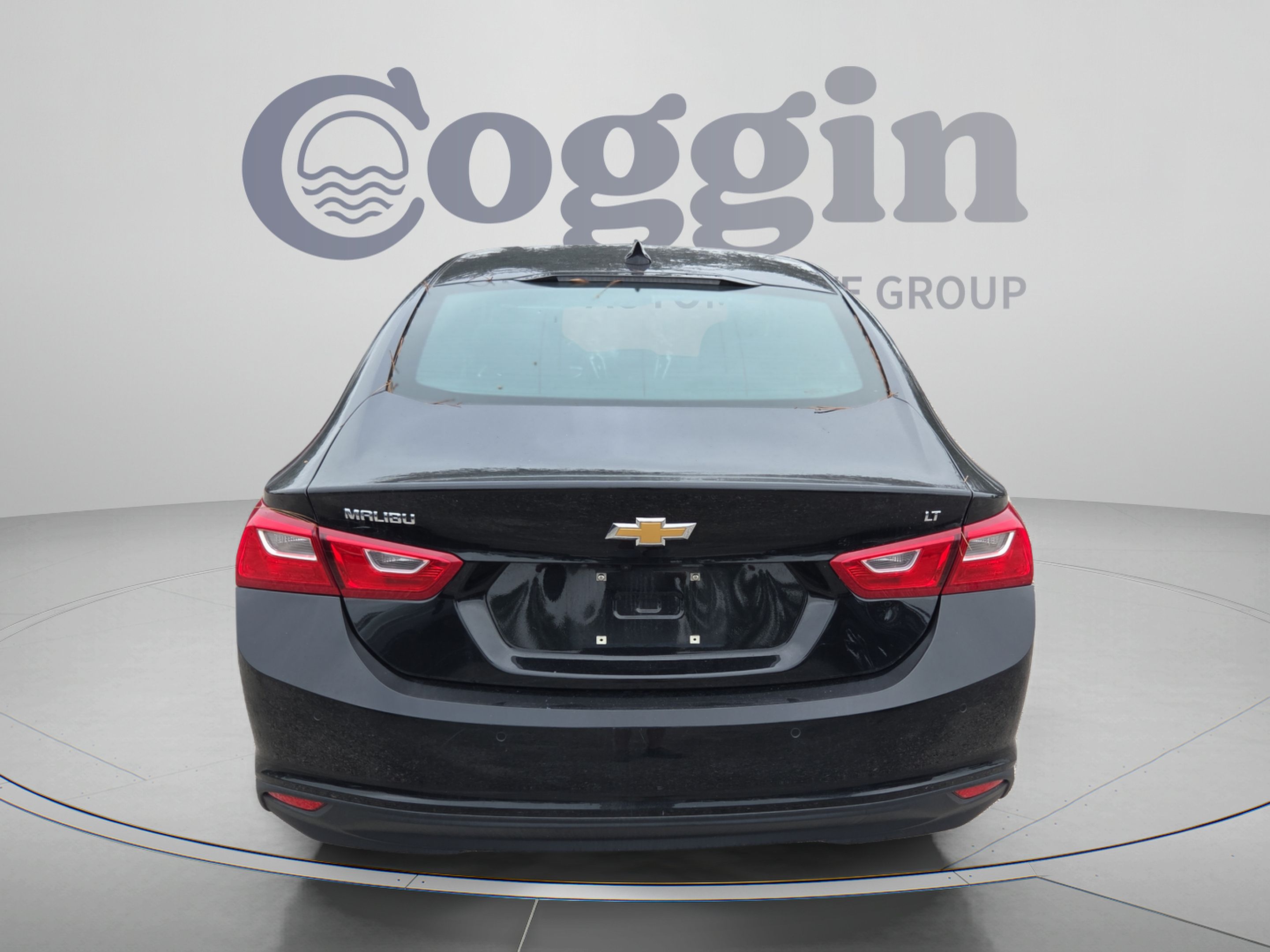 Used 2025 Chevrolet Malibu LT FWD image 4