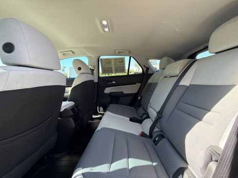 Used 2024 Honda Prologue EX image 10