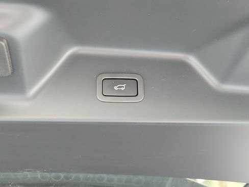 Used 2022 Land Rover Range Rover Westminster Edition AWD/4WD image 7