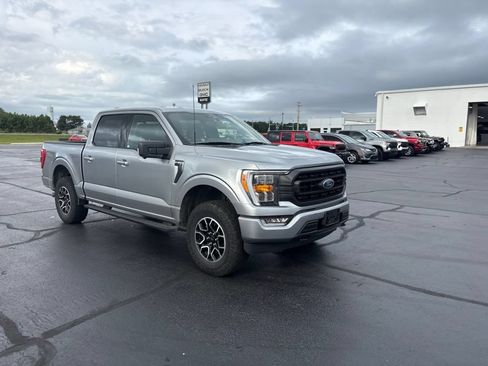 Used 2022 Ford F150 XLT w/ Equipment Group 302A High AWD/4WD image 7
