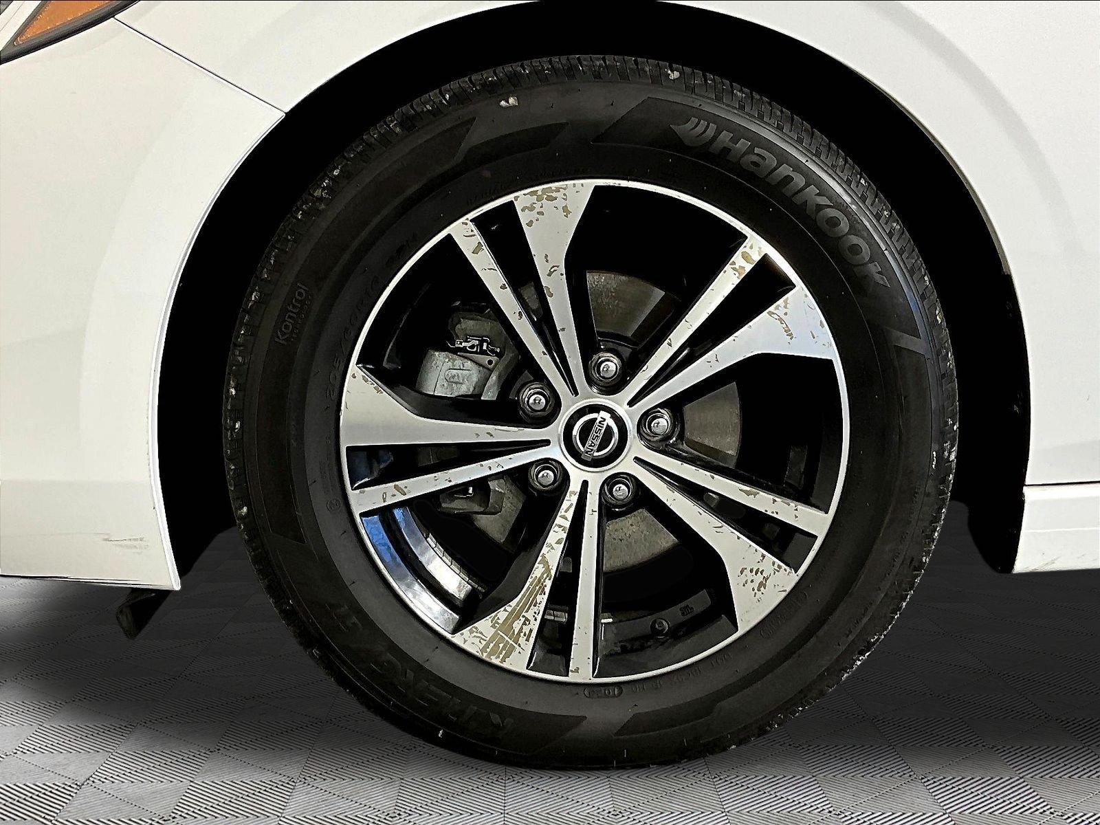 Used 2023 Nissan Sentra SV w/ All-Weather Package FWD image 30
