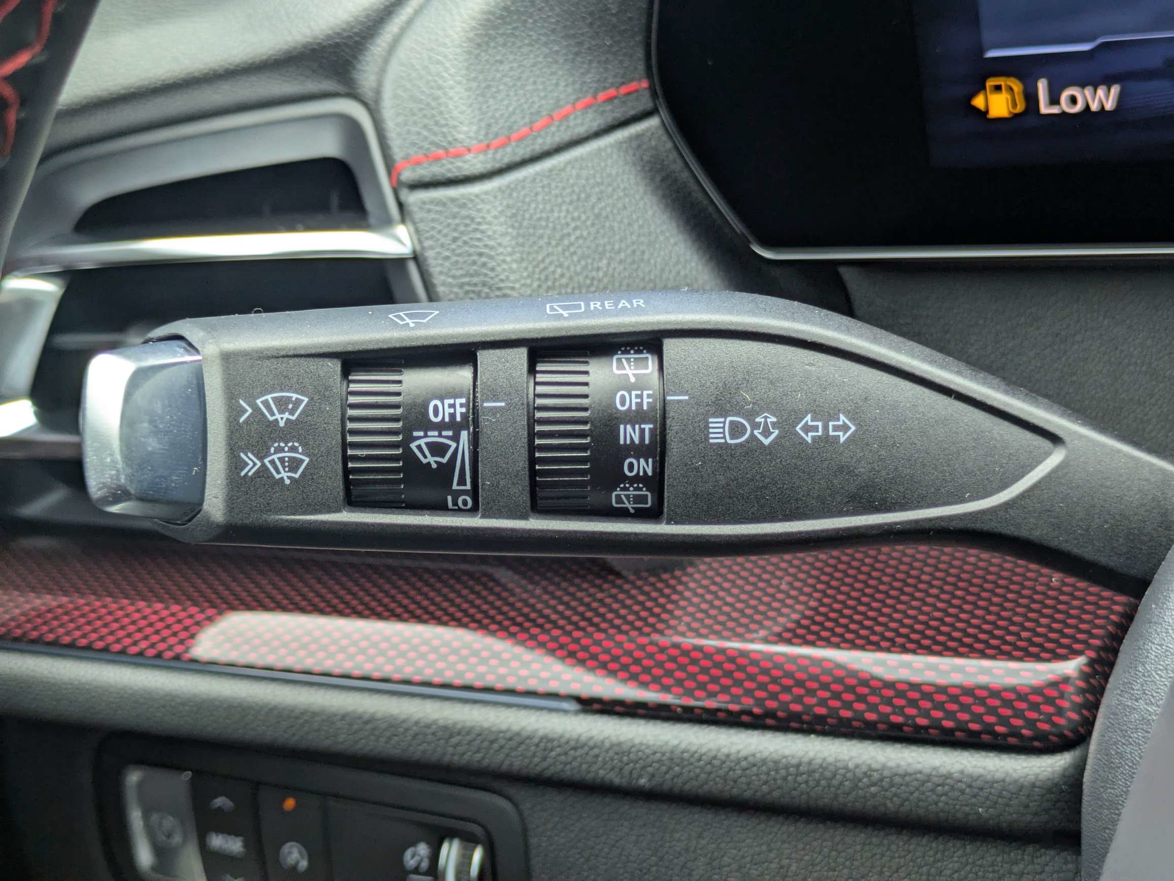 New 2026 Chevrolet Traverse RS FWD image 20
