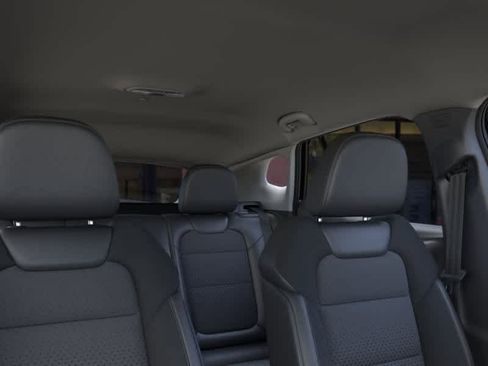 New 2026 Chevrolet Trax LT w/ Driver Confidence Package FWD image 24