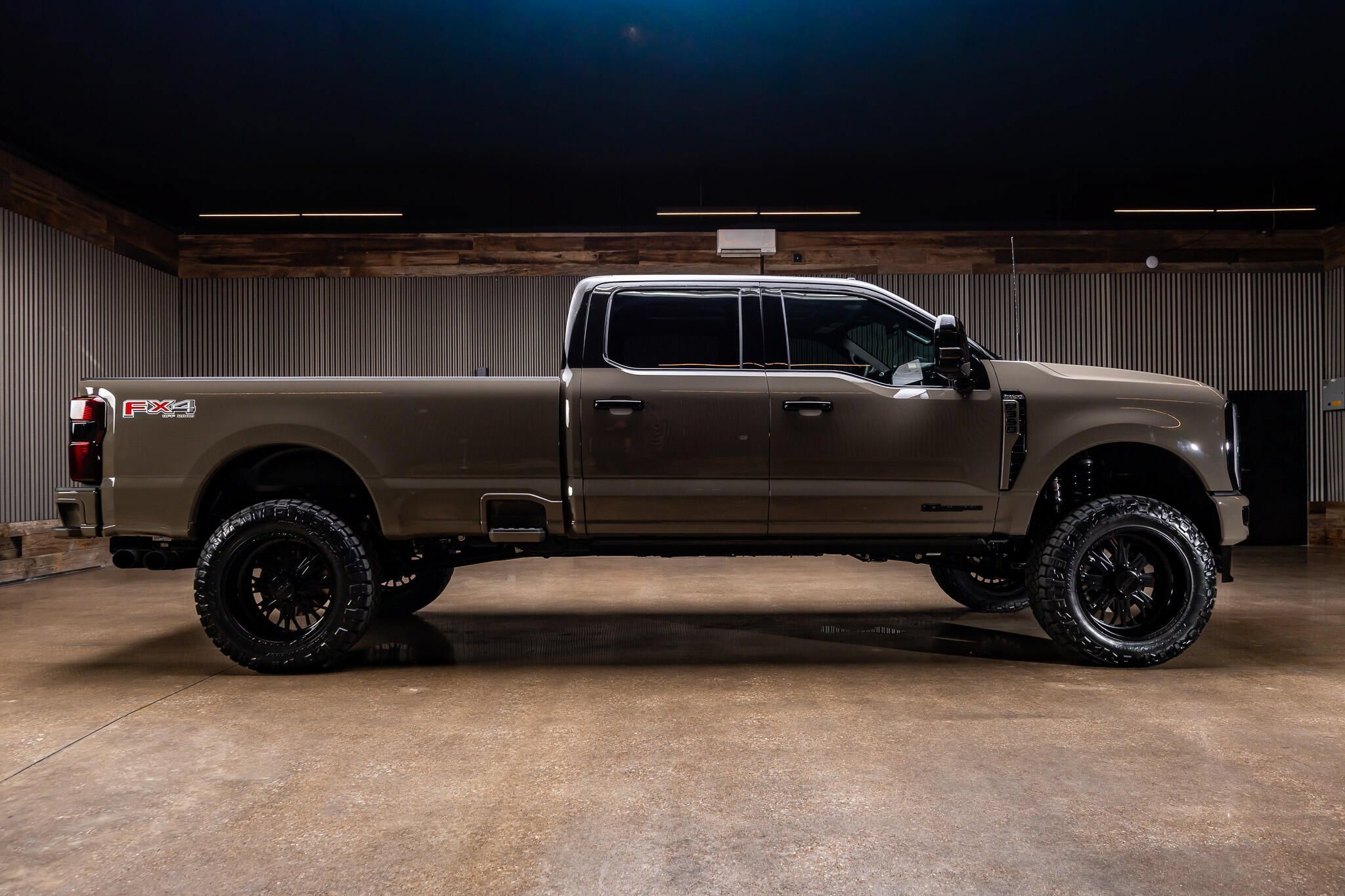 Used 2026 Ford F350 King Ranch w/ Chrome Package AWD/4WD image 11