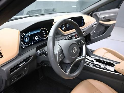 Used 2020 Hyundai Sonata Limited FWD image 17