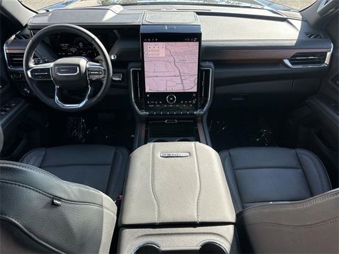 Used 2025 GMC Yukon XL Denali image 19