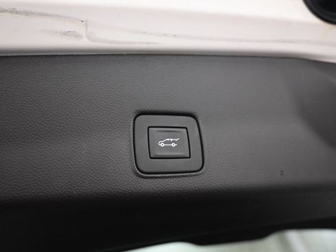 Used 2021 Chevrolet TrailBlazer RS w/ Sun and Liftgate Package FWD image 26