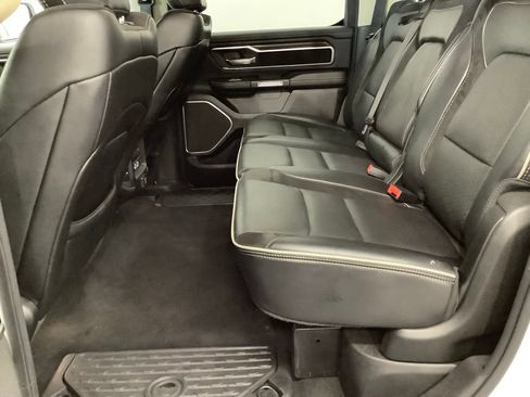 Used 2021 RAM 1500 Laramie AWD/4WD image 6