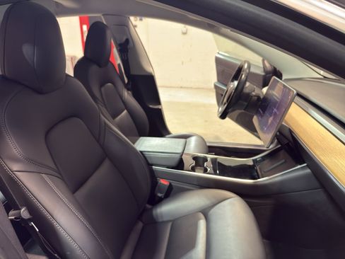Used 2019 Tesla Model 3 Long Range RWD image 20