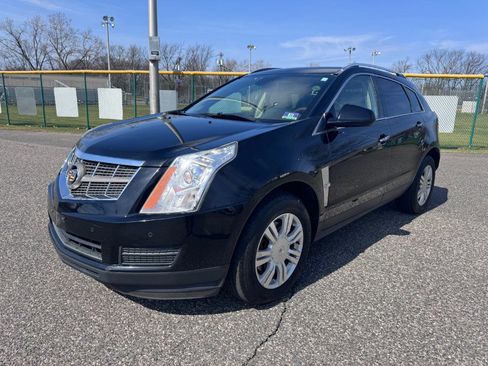 Used 2011 Cadillac SRX Luxury image 3