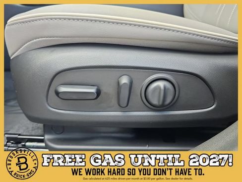 New 2026 Buick Envista Preferred FWD image 18