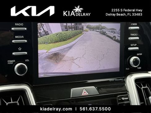 Certified 2021 Kia Sorento S w/ Panoramic Sunroof Package FWD image 22