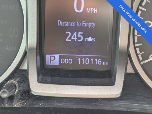 Used 2019 Toyota Tacoma SR5 RWD image 31