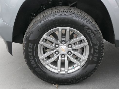 Used 2026 Chevrolet Colorado LT w/ LT Convenience Package RWD image 11