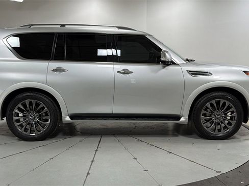 Used 2023 Nissan Armada Platinum w/ Cargo Package image 6
