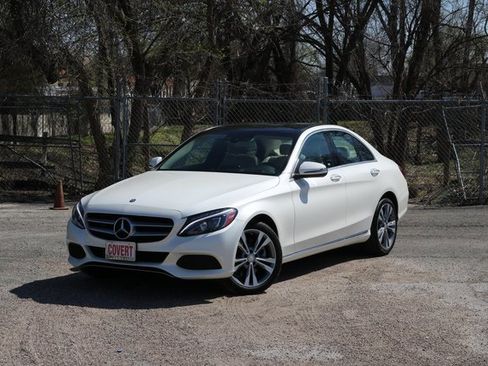 Used 2017 Mercedes-Benz C 300 4MATIC Sedan image 1