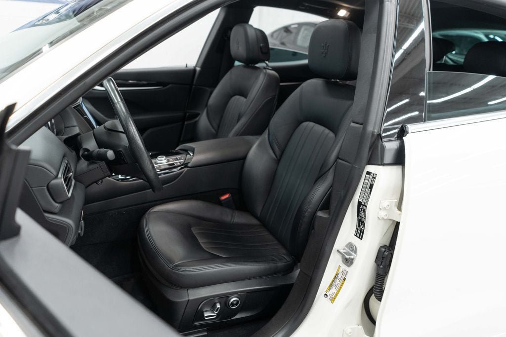 Used 2023 Maserati Levante GT AWD/4WD image 8