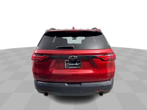 Used 2022 Chevrolet Traverse LT FWD image 7
