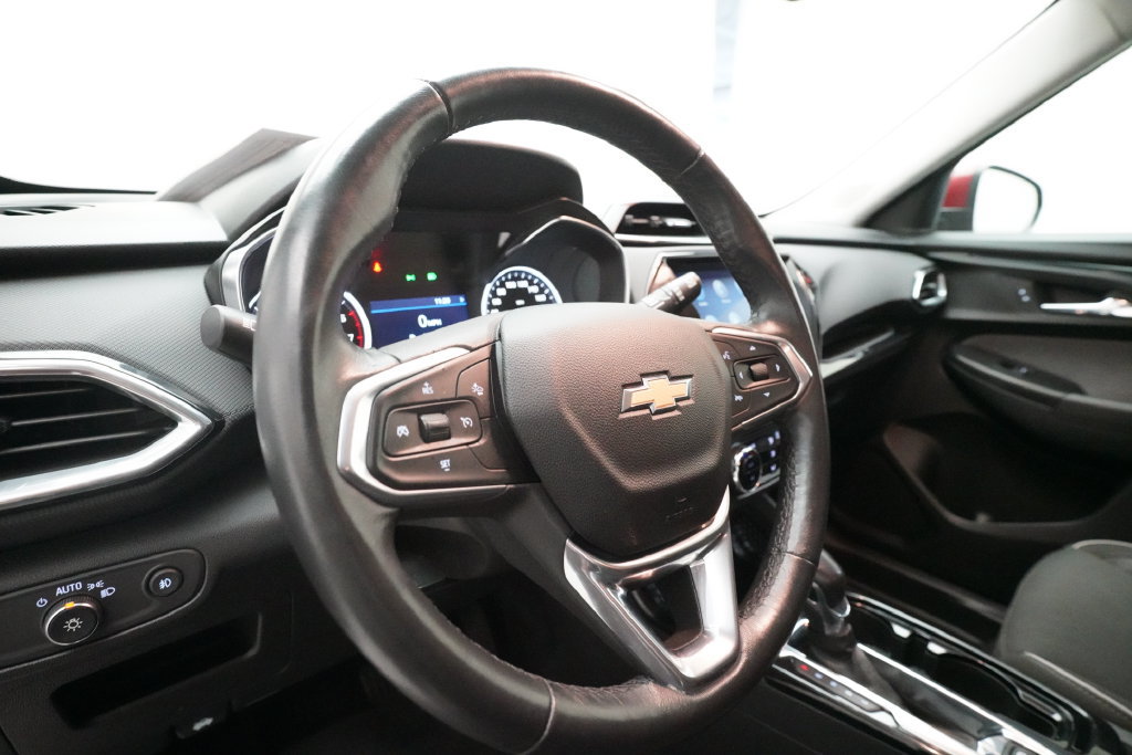 Used 2021 Chevrolet TrailBlazer LT w/ Convenience Package AWD/4WD image 8