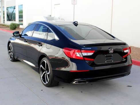 Used 2022 Honda Accord Sport image 7
