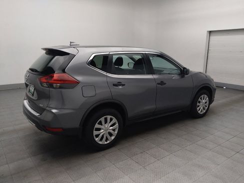 Used 2018 Nissan Rogue S image 10