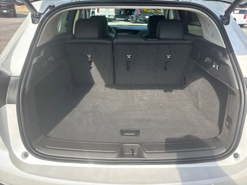 Used 2023 Buick Envision Essence image 29