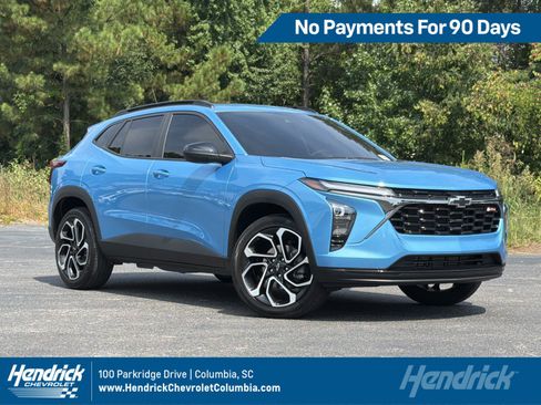 Used 2025 Chevrolet Trax RS w/ Sunroof Package FWD image 1