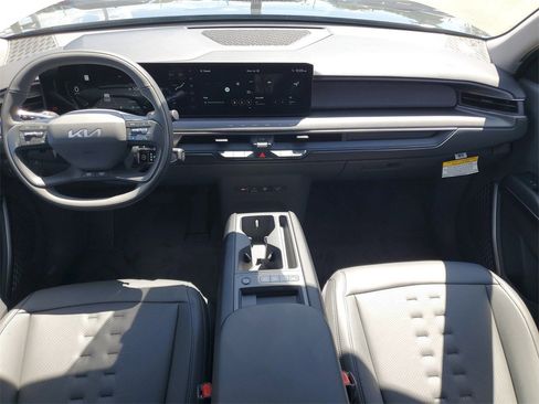 New 2026 Kia EV9 Wind image 26