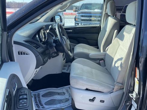Used 2014 Dodge Grand Caravan SXT w/ UConnect Hands-Free Group image 7