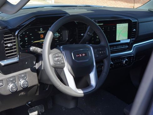 New 2026 GMC Sierra 1500 Elevation image 26