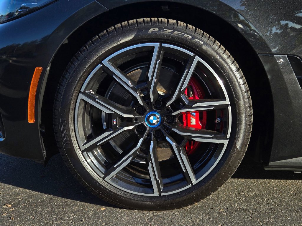 Used 2023 BMW i4 eDrive40 w/ M Sport Package RWD image 9
