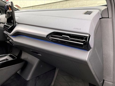 Certified 2023 Volkswagen ID.4 Pro image 15