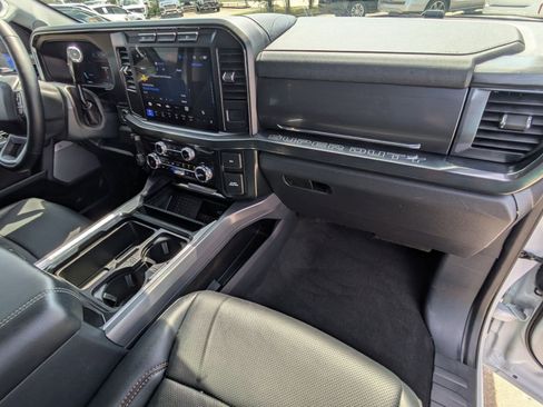 Used 2024 Ford F250 Lariat image 29