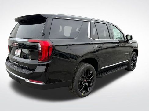 New 2026 GMC Yukon Elevation image 4