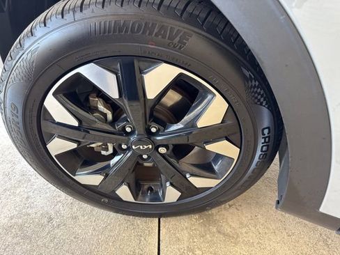 Used 2023 Kia Sportage X-Line w/ X-Line Premium Package image 9