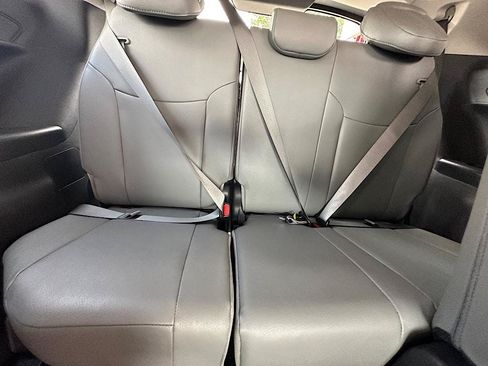 Certified 2025 Toyota Sienna XLE FWD image 16